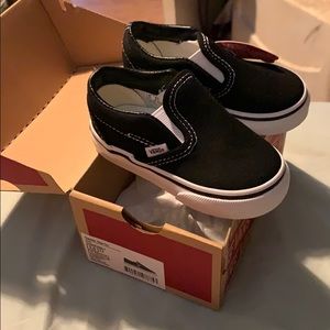 Baby slip on black / white vans sz 5